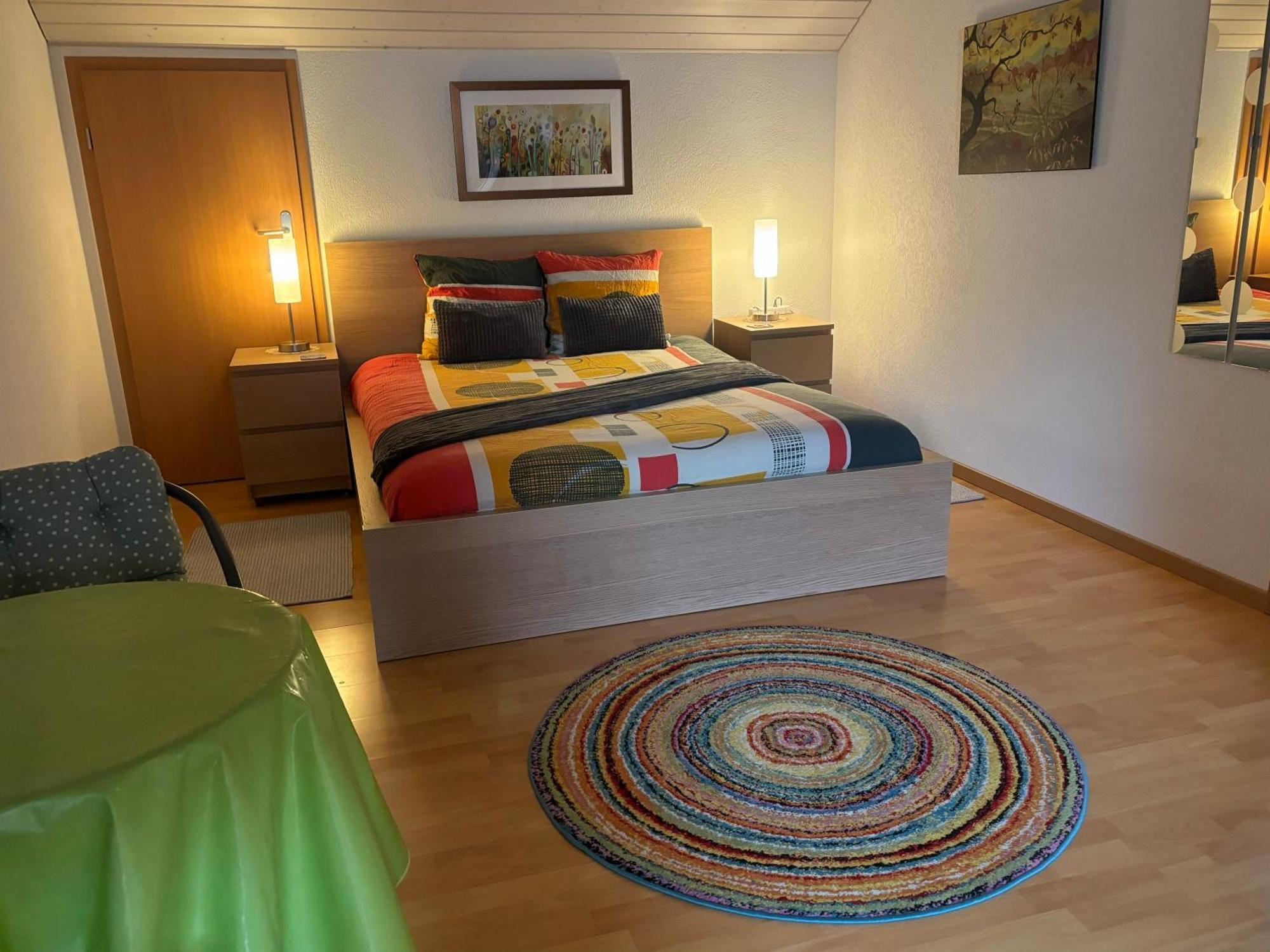 Queen Guest Room Mont-sur-Rolle ภายนอก รูปภาพ